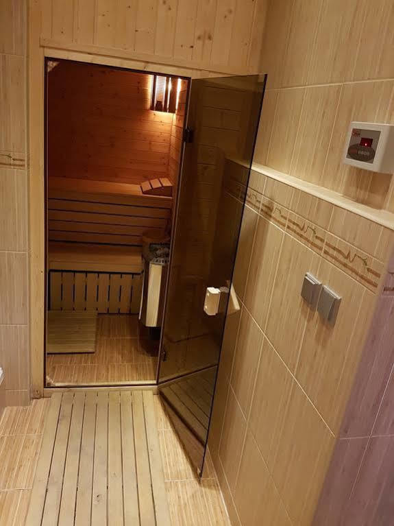 & Готель 4*