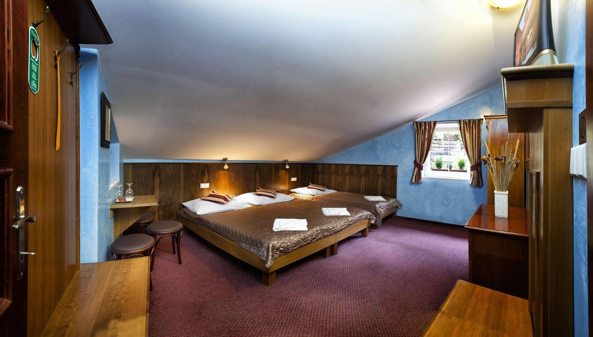 & Hotel